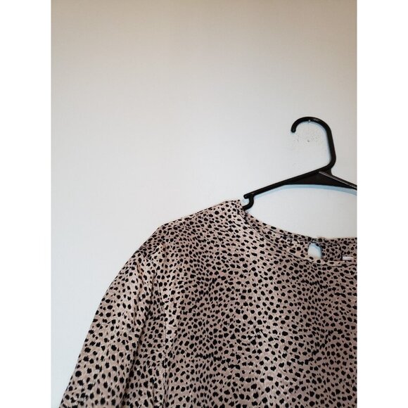 Nora Noh Women Sz L Blouse Leopard Print Short Sleeve 100% Silk Brown Round Neck - Picture 4 of 5